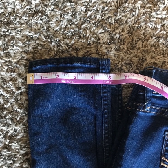 Hollister Skinny Jeans - Picture 2 of 3